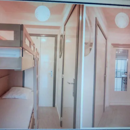 Apartment Met Zeezicht