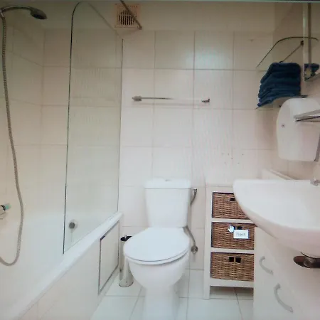 Apartment Met Zeezicht *